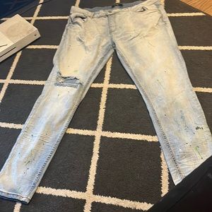 Men’s jeans size 42